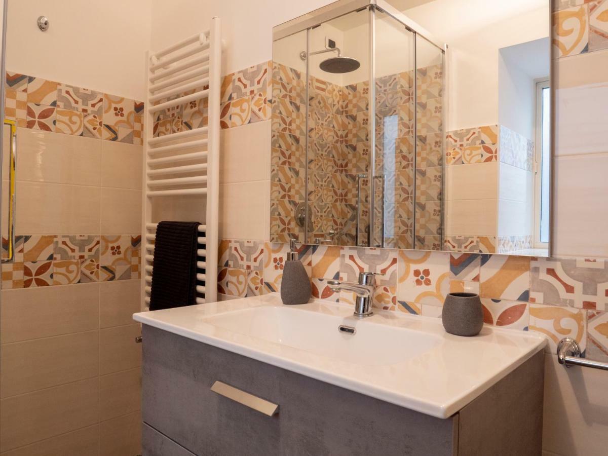 B&B Cosmoneapolitan Phòng bức ảnh