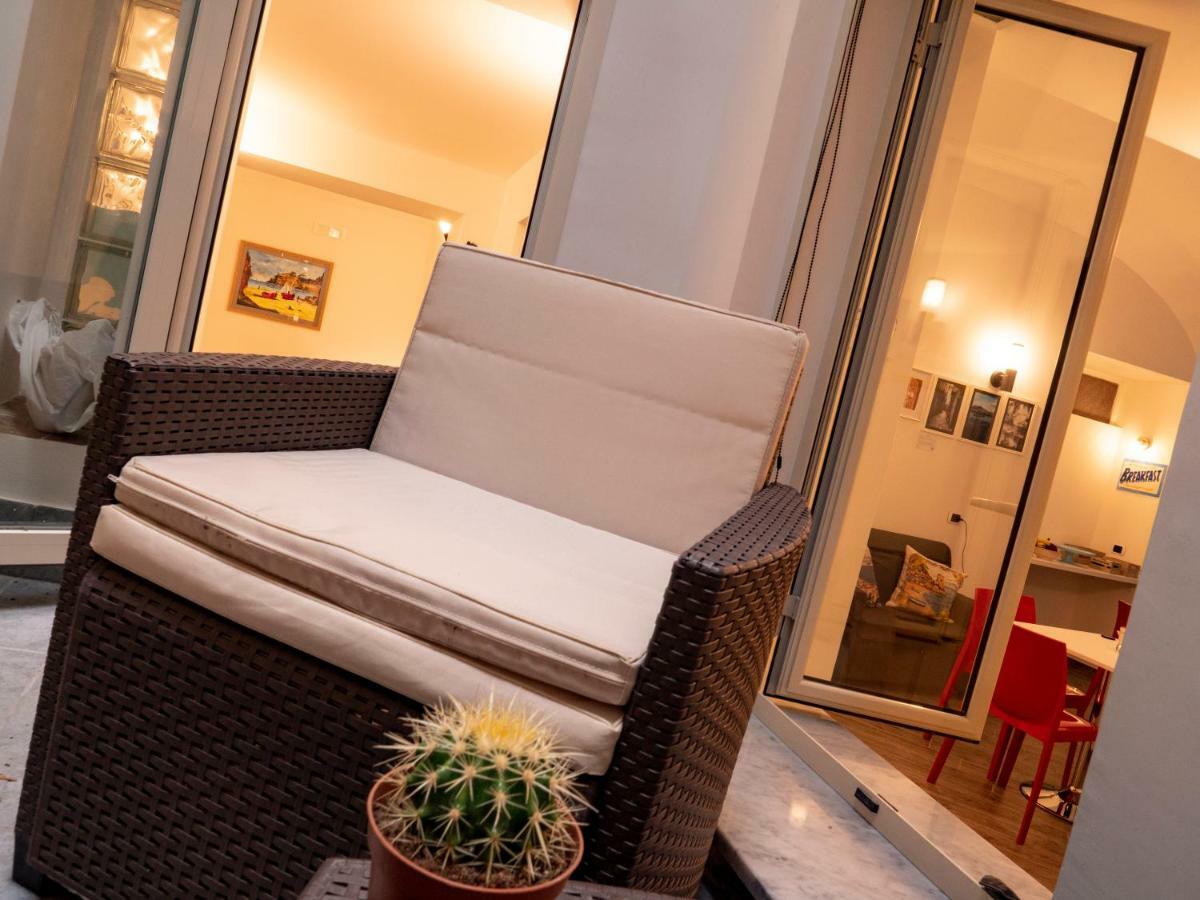 B&B Cosmoneapolitan Ngoại thất bức ảnh