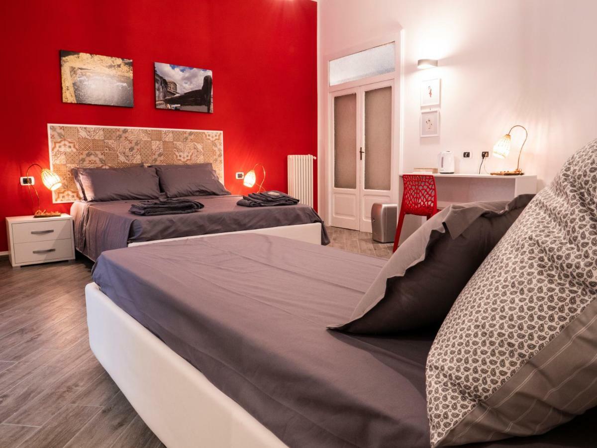 B&B Cosmoneapolitan Phòng bức ảnh
